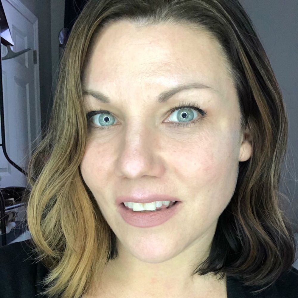 Meet your Posher, Lily